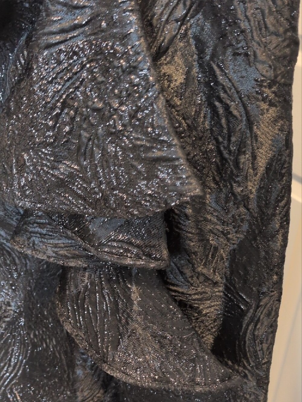 Xscape One-Shoulder Black Textured Evening Dress Size 12 DEFECT - Picture 3 of 10